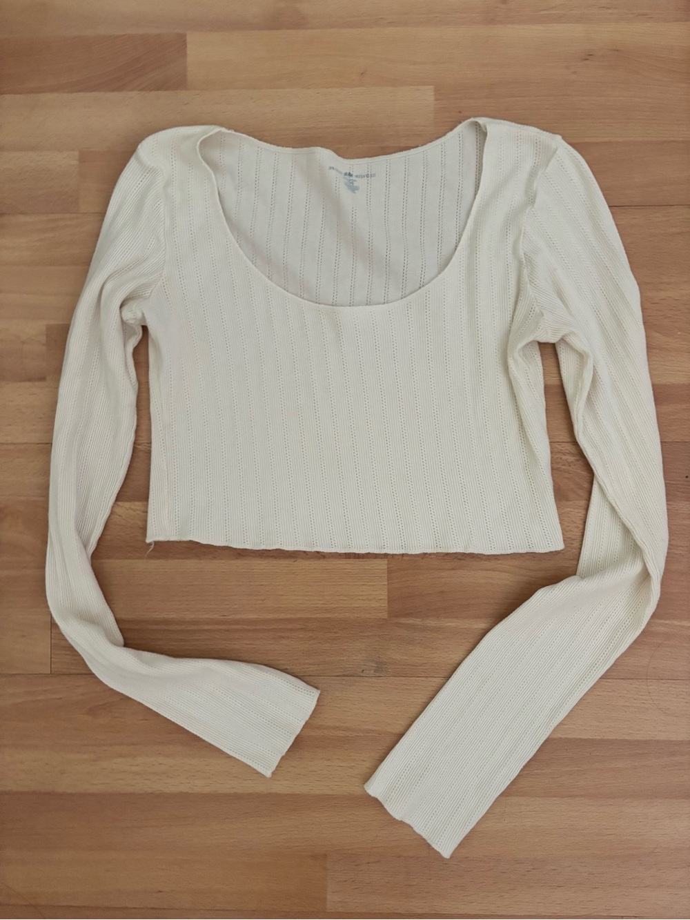 Brandy Melville cropped pointelle top